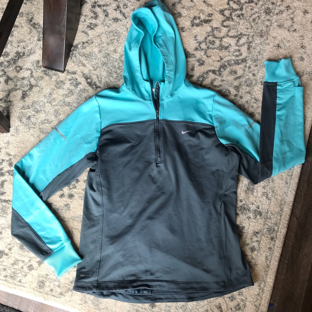 Nike running pull over